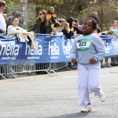 12.04.2026 - 45. Internationalen Wilhelmsburger Insellauf Strokosch-Dieckow http://msf.ph/oto/9493435 12.04.2026 14:37:21 Ziel 822, 1031 meine-sportfotos.de