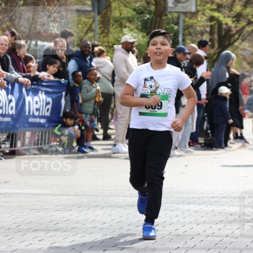 12.04.2026 - 45. Internationalen Wilhelmsburger Insellauf Strokosch-Dieckow http://msf.ph/oto/9493492 12.04.2026 14:36:55 Ziel 644, 511, 650, 689 meine-sportfotos.de