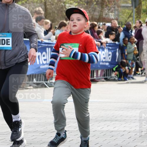 12.04.2026 - 45. Internationalen Wilhelmsburger Insellauf Strokosch-Dieckow http://msf.ph/oto/9493497 12.04.2026 14:36:53 Ziel 644, 511, 650, 689 meine-sportfotos.de