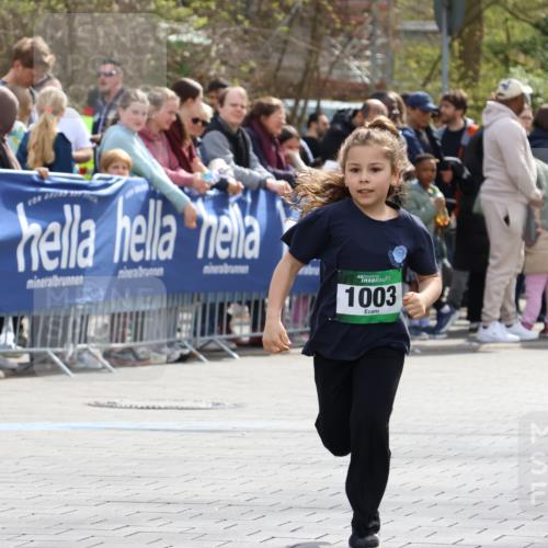 12.04.2026 - 45. Internationalen Wilhelmsburger Insellauf Strokosch-Dieckow http://msf.ph/oto/9493557 12.04.2026 14:36:30 Ziel 1013, 1030, 1033, 834, 1003 meine-sportfotos.de