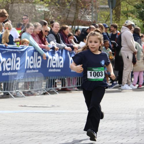 12.04.2026 - 45. Internationalen Wilhelmsburger Insellauf Strokosch-Dieckow http://msf.ph/oto/9493558 12.04.2026 14:36:30 Ziel 1013, 1030, 1033, 834, 1003 meine-sportfotos.de
