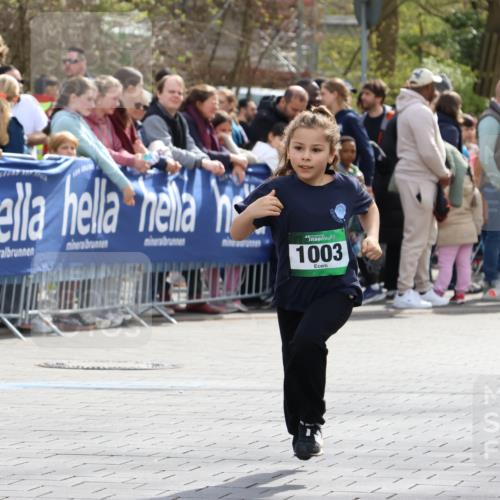 12.04.2026 - 45. Internationalen Wilhelmsburger Insellauf Strokosch-Dieckow http://msf.ph/oto/9493559 12.04.2026 14:36:30 Ziel 1013, 1030, 1033, 834, 1003 meine-sportfotos.de