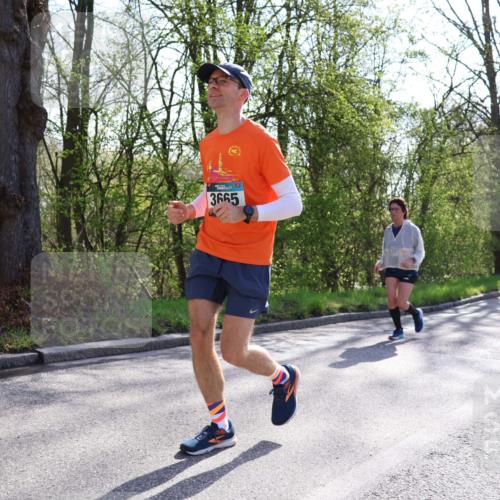 12.04.2026 - 45. Internationalen Wilhelmsburger Insellauf Yannick Fuchs http://msf.ph/oto/9493570 12.04.2026 10:46:46 Laufen 3665, 3260, 4991 meine-sportfotos.de