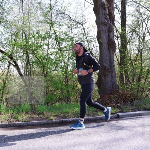 12.04.2026 - 45. Internationalen Wilhelmsburger Insellauf Yannick Fuchs http://msf.ph/oto/9493609 12.04.2026 10:46:54 Laufen  meine-sportfotos.de