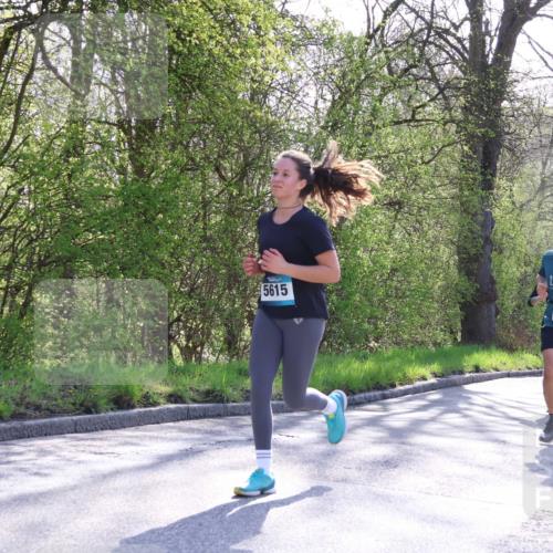 12.04.2026 - 45. Internationalen Wilhelmsburger Insellauf Yannick Fuchs http://msf.ph/oto/9493647 12.04.2026 10:47:04 Laufen 5615, 2858 meine-sportfotos.de