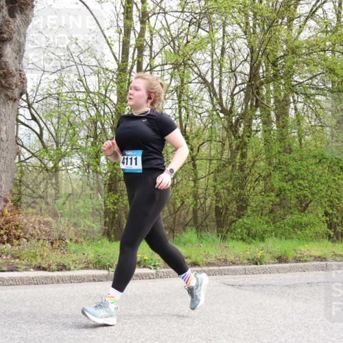 12.04.2026 - 45. Internationalen Wilhelmsburger Insellauf Yannick Fuchs http://msf.ph/oto/9493747 12.04.2026 13:02:46 Laufen 4111 meine-sportfotos.de