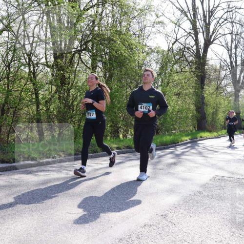 12.04.2026 - 45. Internationalen Wilhelmsburger Insellauf Yannick Fuchs http://msf.ph/oto/9493748 12.04.2026 10:47:27 Laufen 4107, 2977 meine-sportfotos.de