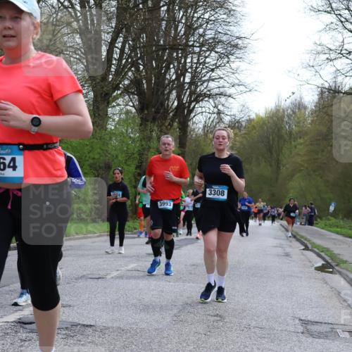 12.04.2026 - 45. Internationalen Wilhelmsburger Insellauf Yannick Fuchs http://msf.ph/oto/9493771 12.04.2026 13:02:49 Laufen 4808, 2, 3897, 4964, 3801, 3993, 3308 meine-sportfotos.de