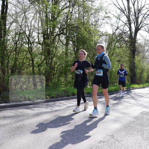 12.04.2026 - 45. Internationalen Wilhelmsburger Insellauf Yannick Fuchs http://msf.ph/oto/9493783 12.04.2026 10:47:30 Laufen 3044, 3045, 3953 meine-sportfotos.de