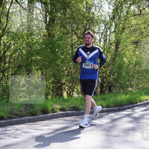 12.04.2026 - 45. Internationalen Wilhelmsburger Insellauf Yannick Fuchs http://msf.ph/oto/9493791 12.04.2026 10:47:32 Laufen 3953 meine-sportfotos.de