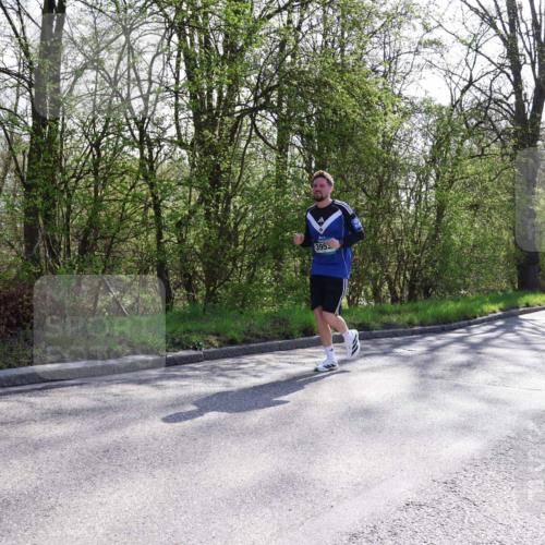 12.04.2026 - 45. Internationalen Wilhelmsburger Insellauf Yannick Fuchs http://msf.ph/oto/9493797 12.04.2026 10:47:32 Laufen 3953 meine-sportfotos.de