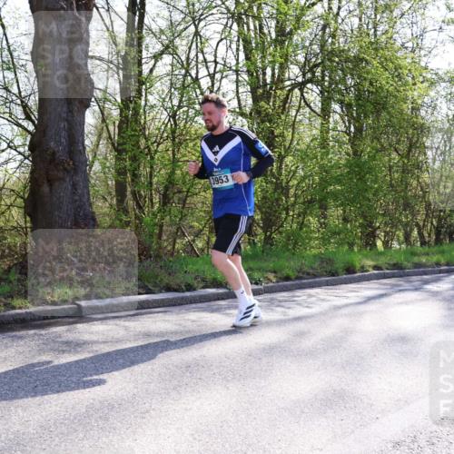 12.04.2026 - 45. Internationalen Wilhelmsburger Insellauf Yannick Fuchs http://msf.ph/oto/9493806 12.04.2026 10:47:33 Laufen 3953 meine-sportfotos.de