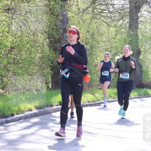 12.04.2026 - 45. Internationalen Wilhelmsburger Insellauf Yannick Fuchs http://msf.ph/oto/9493840 12.04.2026 10:47:42 Laufen 4993, 3725, 419 meine-sportfotos.de