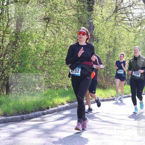 12.04.2026 - 45. Internationalen Wilhelmsburger Insellauf Yannick Fuchs http://msf.ph/oto/9493844 12.04.2026 10:47:42 Laufen 4152, 4993, 3725, 5419 meine-sportfotos.de