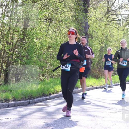 12.04.2026 - 45. Internationalen Wilhelmsburger Insellauf Yannick Fuchs http://msf.ph/oto/9493847 12.04.2026 10:47:43 Laufen 4152, 7, 4993, 3725, 5419 meine-sportfotos.de