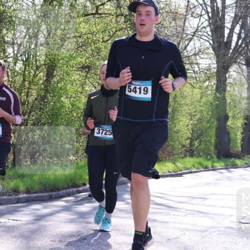 12.04.2026 - 45. Internationalen Wilhelmsburger Insellauf Yannick Fuchs http://msf.ph/oto/9493872 12.04.2026 10:47:45 Laufen 2417, 3725, 5419 meine-sportfotos.de