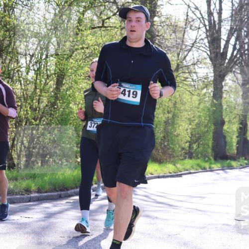 12.04.2026 - 45. Internationalen Wilhelmsburger Insellauf Yannick Fuchs http://msf.ph/oto/9493874 12.04.2026 10:47:45 Laufen 2417, 372, 419 meine-sportfotos.de