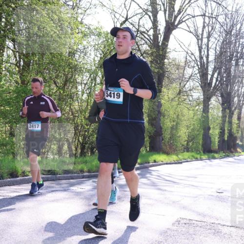 12.04.2026 - 45. Internationalen Wilhelmsburger Insellauf Yannick Fuchs http://msf.ph/oto/9493878 12.04.2026 10:47:45 Laufen 2417, 5419 meine-sportfotos.de