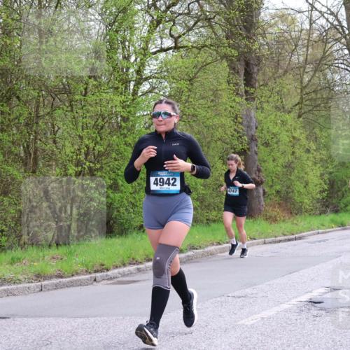 12.04.2026 - 45. Internationalen Wilhelmsburger Insellauf Yannick Fuchs http://msf.ph/oto/9493888 12.04.2026 13:03:06 Laufen 4942, 3245, 4747 meine-sportfotos.de
