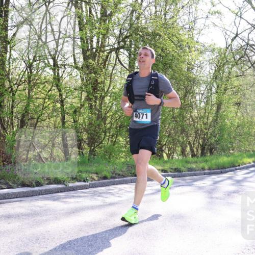 12.04.2026 - 45. Internationalen Wilhelmsburger Insellauf Yannick Fuchs http://msf.ph/oto/9493935 12.04.2026 10:48:01 Laufen 4071 meine-sportfotos.de
