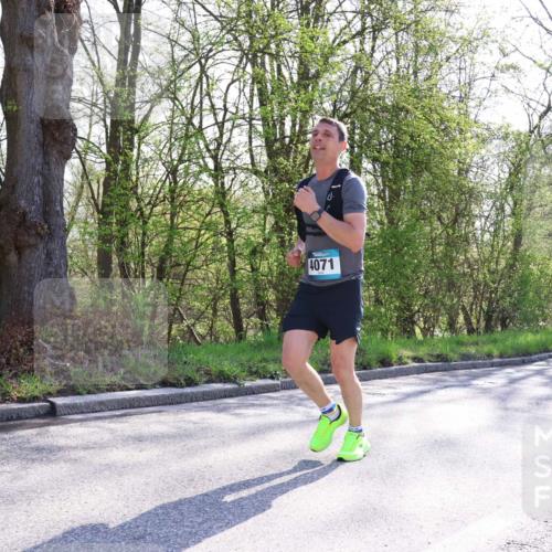 12.04.2026 - 45. Internationalen Wilhelmsburger Insellauf Yannick Fuchs http://msf.ph/oto/9493938 12.04.2026 10:48:01 Laufen 4071 meine-sportfotos.de