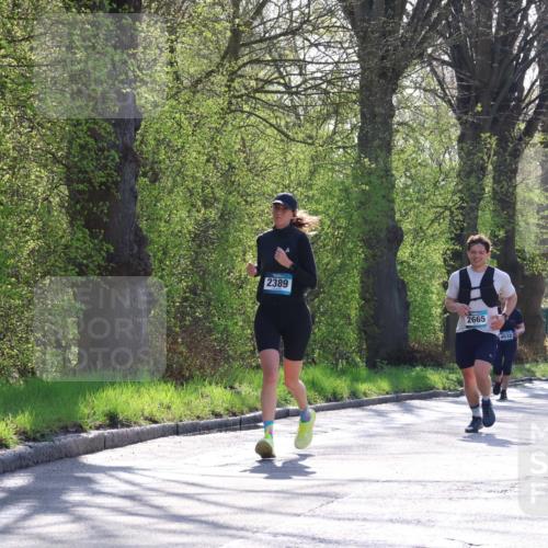 12.04.2026 - 45. Internationalen Wilhelmsburger Insellauf Yannick Fuchs http://msf.ph/oto/9493945 12.04.2026 10:48:03 Laufen 2389, 2665, 4632, 5298 meine-sportfotos.de