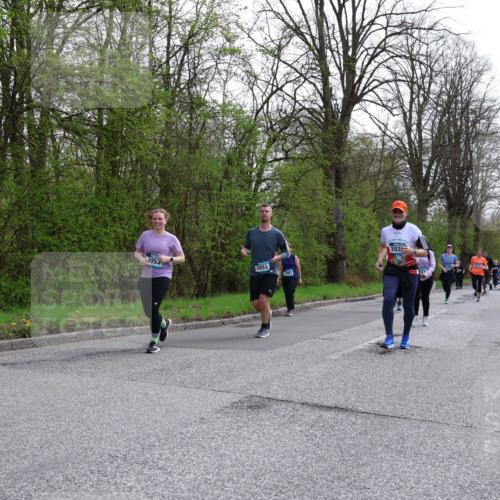 12.04.2026 - 45. Internationalen Wilhelmsburger Insellauf Yannick Fuchs http://msf.ph/oto/9493970 12.04.2026 13:03:14 Laufen 4053, 2853, 2062, 203 meine-sportfotos.de