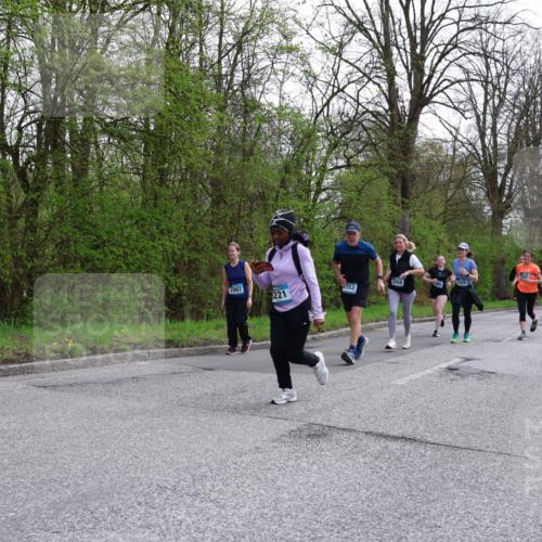 12.04.2026 - 45. Internationalen Wilhelmsburger Insellauf Yannick Fuchs http://msf.ph/oto/9493993 12.04.2026 13:03:16 Laufen 2062, 221, 4752, 5755, 3425 meine-sportfotos.de