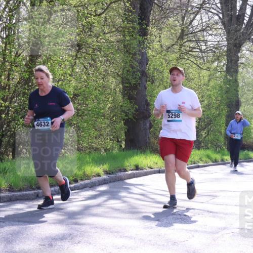 12.04.2026 - 45. Internationalen Wilhelmsburger Insellauf Yannick Fuchs http://msf.ph/oto/9494043 12.04.2026 10:48:13 Laufen 4632, 5298, 4382, 3373 meine-sportfotos.de