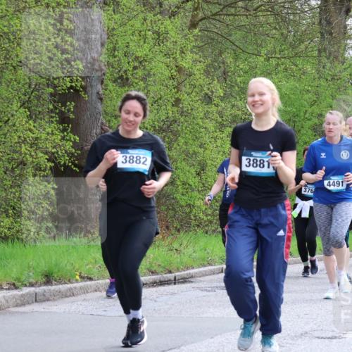 12.04.2026 - 45. Internationalen Wilhelmsburger Insellauf Yannick Fuchs http://msf.ph/oto/9494082 12.04.2026 13:03:25 Laufen 3882, 3881, 376, 4491, 765 meine-sportfotos.de