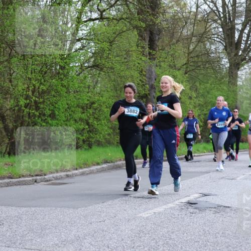 12.04.2026 - 45. Internationalen Wilhelmsburger Insellauf Yannick Fuchs http://msf.ph/oto/9494093 12.04.2026 13:03:26 Laufen 3882, 3540, 4491, 5348 meine-sportfotos.de