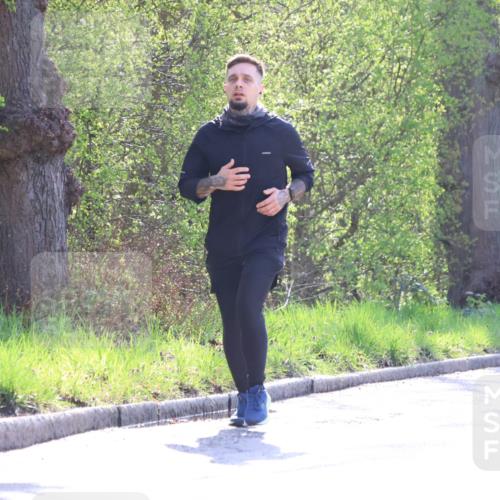 12.04.2026 - 45. Internationalen Wilhelmsburger Insellauf Yannick Fuchs http://msf.ph/oto/9494133 12.04.2026 10:48:23 Laufen  meine-sportfotos.de