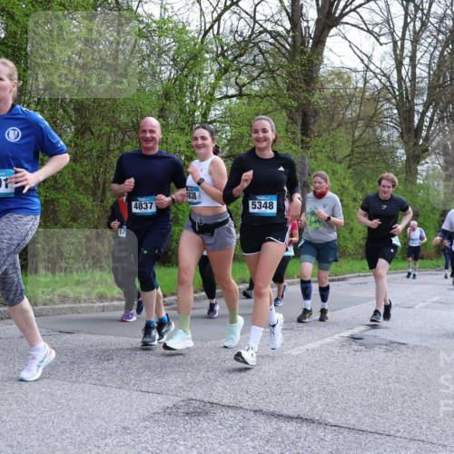 12.04.2026 - 45. Internationalen Wilhelmsburger Insellauf Yannick Fuchs http://msf.ph/oto/9494135 12.04.2026 13:03:29 Laufen 4491, 4837, 4838, 5348, 5318 meine-sportfotos.de