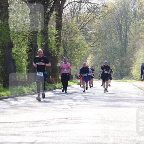 12.04.2026 - 45. Internationalen Wilhelmsburger Insellauf Yannick Fuchs http://msf.ph/oto/9494193 12.04.2026 10:48:30 Laufen 2166, 3178, 3347, 2418 meine-sportfotos.de