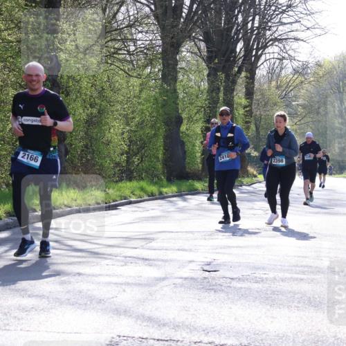 12.04.2026 - 45. Internationalen Wilhelmsburger Insellauf Yannick Fuchs http://msf.ph/oto/9494246 12.04.2026 10:48:35 Laufen 2166, 241, 2398 meine-sportfotos.de