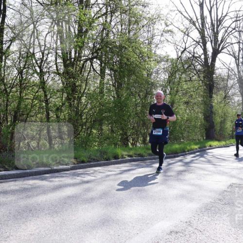 12.04.2026 - 45. Internationalen Wilhelmsburger Insellauf Yannick Fuchs http://msf.ph/oto/9494262 12.04.2026 10:48:36 Laufen 2166, 2398 meine-sportfotos.de