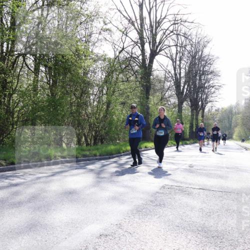 12.04.2026 - 45. Internationalen Wilhelmsburger Insellauf Yannick Fuchs http://msf.ph/oto/9494278 12.04.2026 10:48:38 Laufen 2418, 2398 meine-sportfotos.de