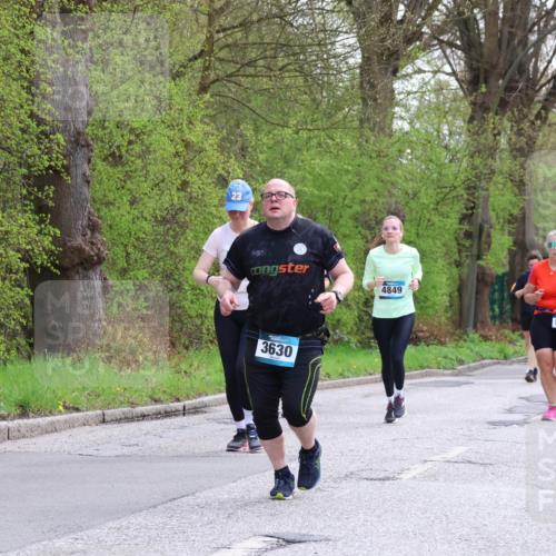 12.04.2026 - 45. Internationalen Wilhelmsburger Insellauf Yannick Fuchs http://msf.ph/oto/9494320 12.04.2026 13:03:49 Laufen 23, 908, 3630, 4849, 2118, 3244, 5487 meine-sportfotos.de