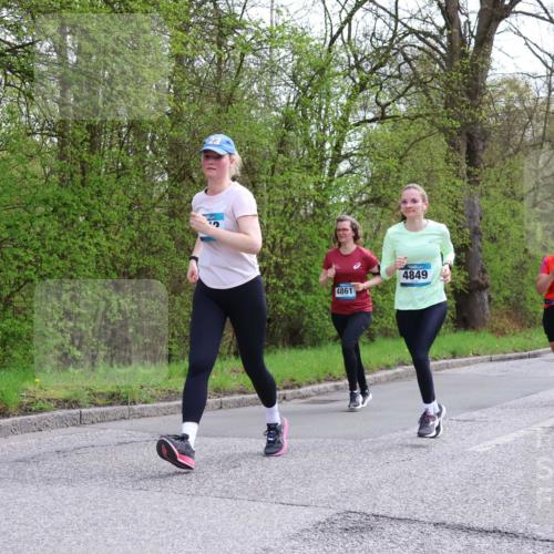 12.04.2026 - 45. Internationalen Wilhelmsburger Insellauf Yannick Fuchs http://msf.ph/oto/9494336 12.04.2026 13:03:53 Laufen 4861, 4849, 5487, 3250, 1244 meine-sportfotos.de
