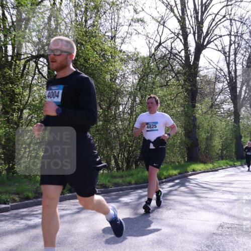 12.04.2026 - 45. Internationalen Wilhelmsburger Insellauf Yannick Fuchs http://msf.ph/oto/9494403 12.04.2026 10:48:52 Laufen 4004, 4825 meine-sportfotos.de