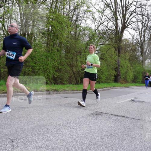 12.04.2026 - 45. Internationalen Wilhelmsburger Insellauf Yannick Fuchs http://msf.ph/oto/9494530 12.04.2026 13:04:18 Laufen 4642 meine-sportfotos.de