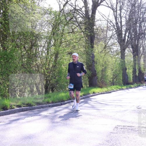 12.04.2026 - 45. Internationalen Wilhelmsburger Insellauf Yannick Fuchs http://msf.ph/oto/9494552 12.04.2026 10:49:10 Laufen 2950 meine-sportfotos.de