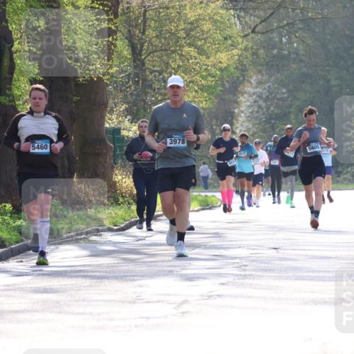 12.04.2026 - 45. Internationalen Wilhelmsburger Insellauf Yannick Fuchs http://msf.ph/oto/9494579 12.04.2026 10:49:14 Laufen 5460, 3978, 4613, 4631, 1759, 1463, 4612, 5605, 019 meine-sportfotos.de