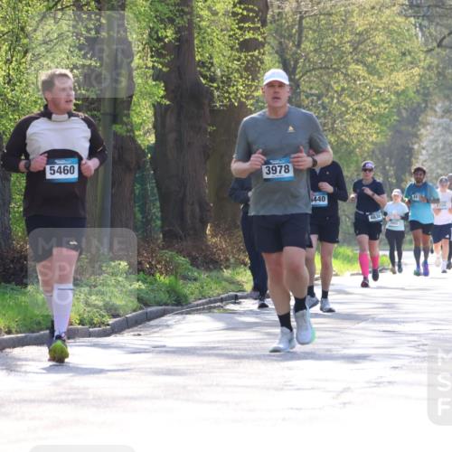 12.04.2026 - 45. Internationalen Wilhelmsburger Insellauf Yannick Fuchs http://msf.ph/oto/9494603 12.04.2026 10:49:17 Laufen 5460, 3978, 440, 4630, 7905, 4759, 5605, 2019 meine-sportfotos.de