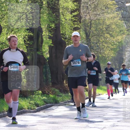 12.04.2026 - 45. Internationalen Wilhelmsburger Insellauf Yannick Fuchs http://msf.ph/oto/9494607 12.04.2026 10:49:18 Laufen 5460, 3978, 4440, 4630, 5605 meine-sportfotos.de