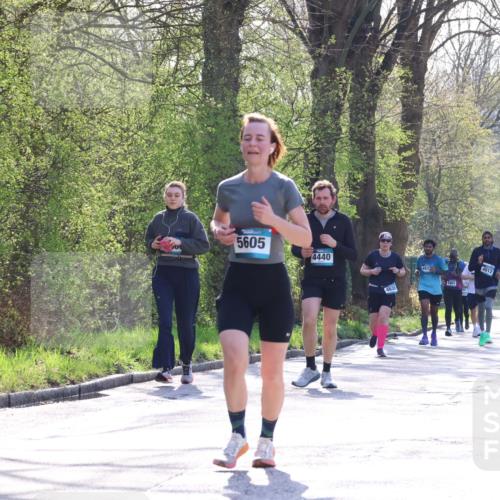 12.04.2026 - 45. Internationalen Wilhelmsburger Insellauf Yannick Fuchs http://msf.ph/oto/9494682 12.04.2026 10:49:27 Laufen 5605, 4440, 4612, 4630, 3463, 619, 4612 meine-sportfotos.de