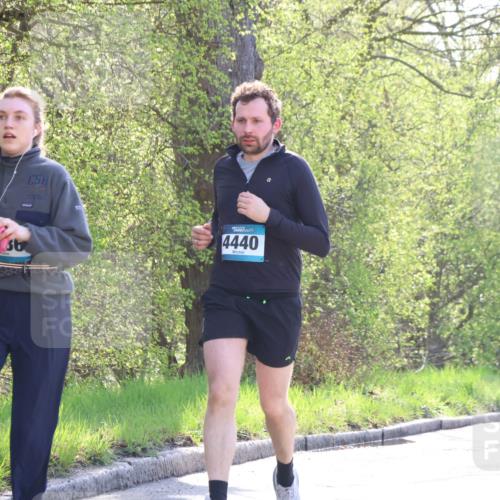 12.04.2026 - 45. Internationalen Wilhelmsburger Insellauf Yannick Fuchs http://msf.ph/oto/9494736 12.04.2026 10:49:32 Laufen 56, 4440, 4630 meine-sportfotos.de