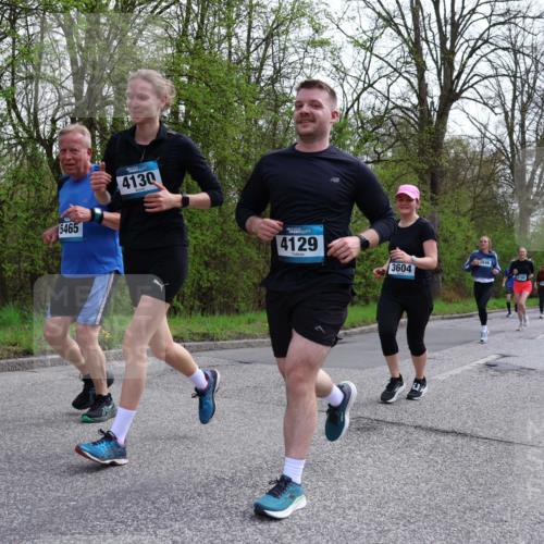 12.04.2026 - 45. Internationalen Wilhelmsburger Insellauf Yannick Fuchs http://msf.ph/oto/9494739 12.04.2026 13:04:40 Laufen 5465, 4130, 4129, 3846, 3604, 3199, 1894 meine-sportfotos.de