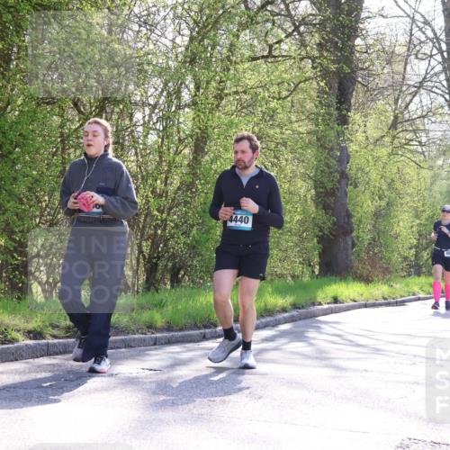 12.04.2026 - 45. Internationalen Wilhelmsburger Insellauf Yannick Fuchs http://msf.ph/oto/9494753 12.04.2026 10:49:33 Laufen 4440, 4630, 4613, 443 meine-sportfotos.de