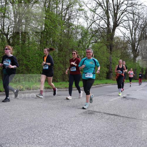 12.04.2026 - 45. Internationalen Wilhelmsburger Insellauf Yannick Fuchs http://msf.ph/oto/9494825 12.04.2026 13:04:48 Laufen 5759, 4697, 5602, 3886, 4727 meine-sportfotos.de